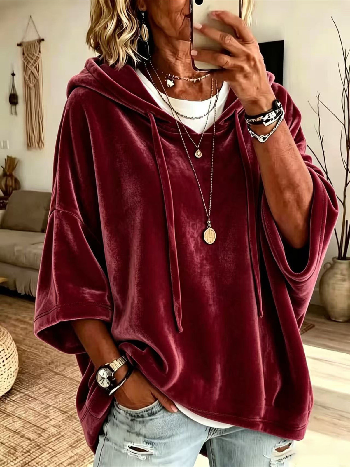 Loose Fit Velvet Hoodie with Three-Quarter Batwing Sleeves