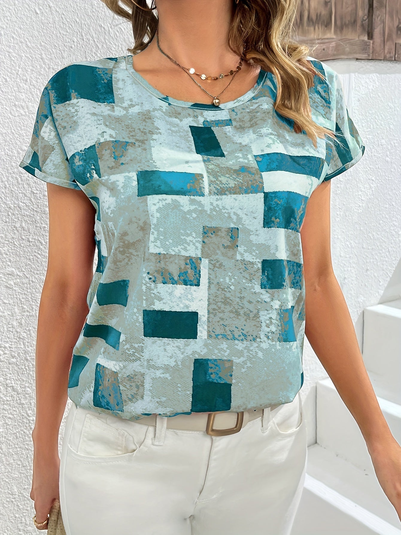 Stylish Geometric Print Blouse - Comfortable Crew Neck Short Sleeve Top