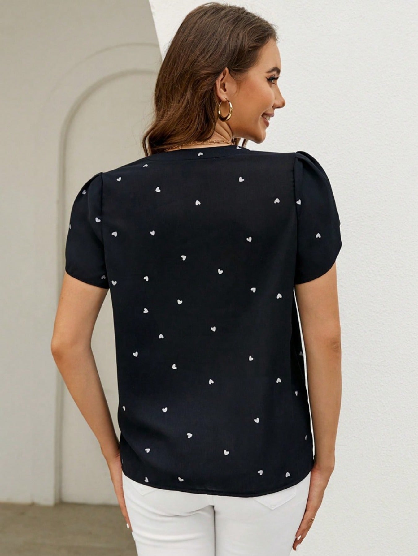 Short Sleeve Shirt With Heart Print And Petal Hem