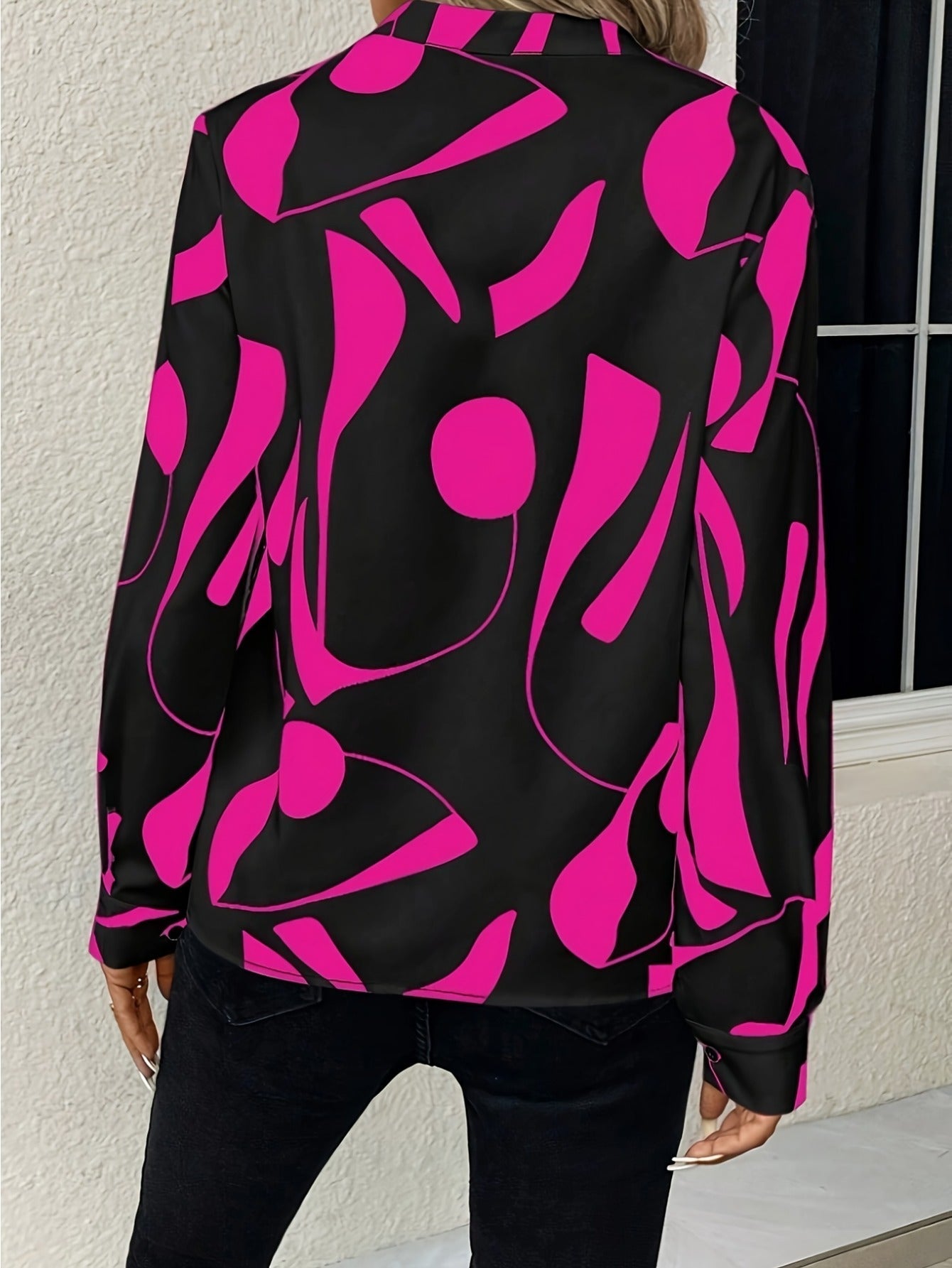 Long Sleeve Geometric Print Blouse - Elegant Notched Neck, Relaxed Fit