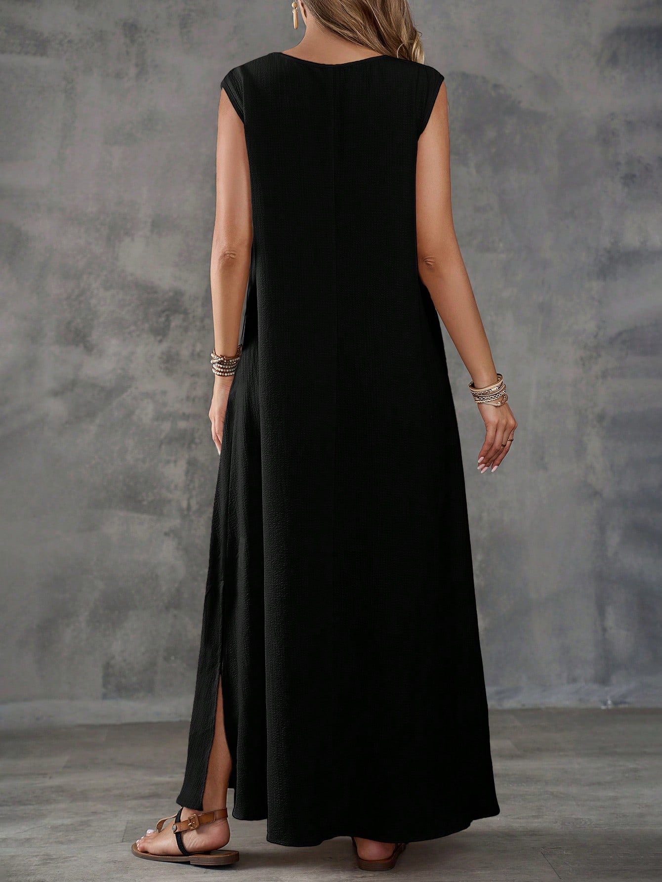 Textured Fabric Sleeveless V-Neck Slit Maxi Dress