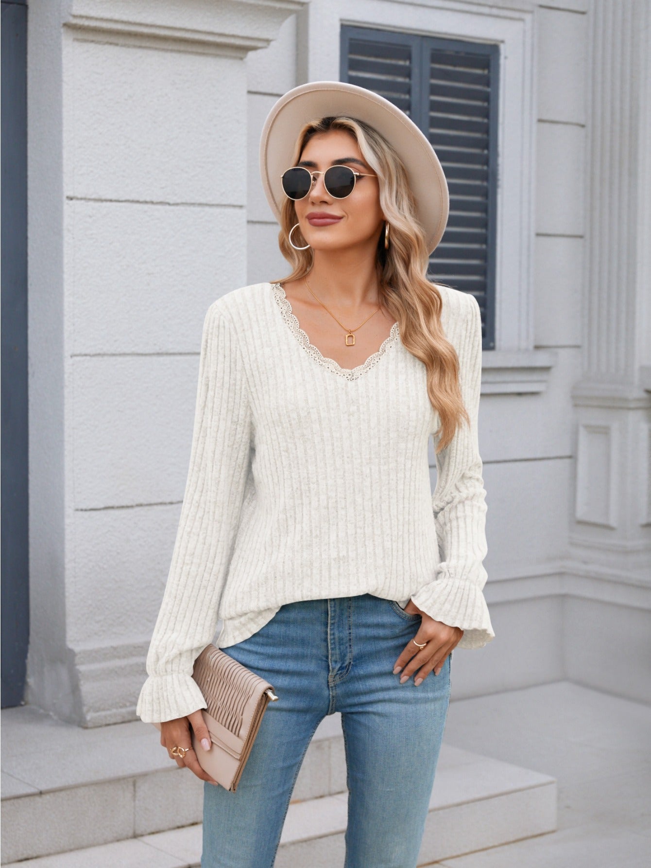 Chic Lace-Trim V-Neck Sweater- Casual Long Sleeve, Ribbed Knit Pullover for Fall/Winter