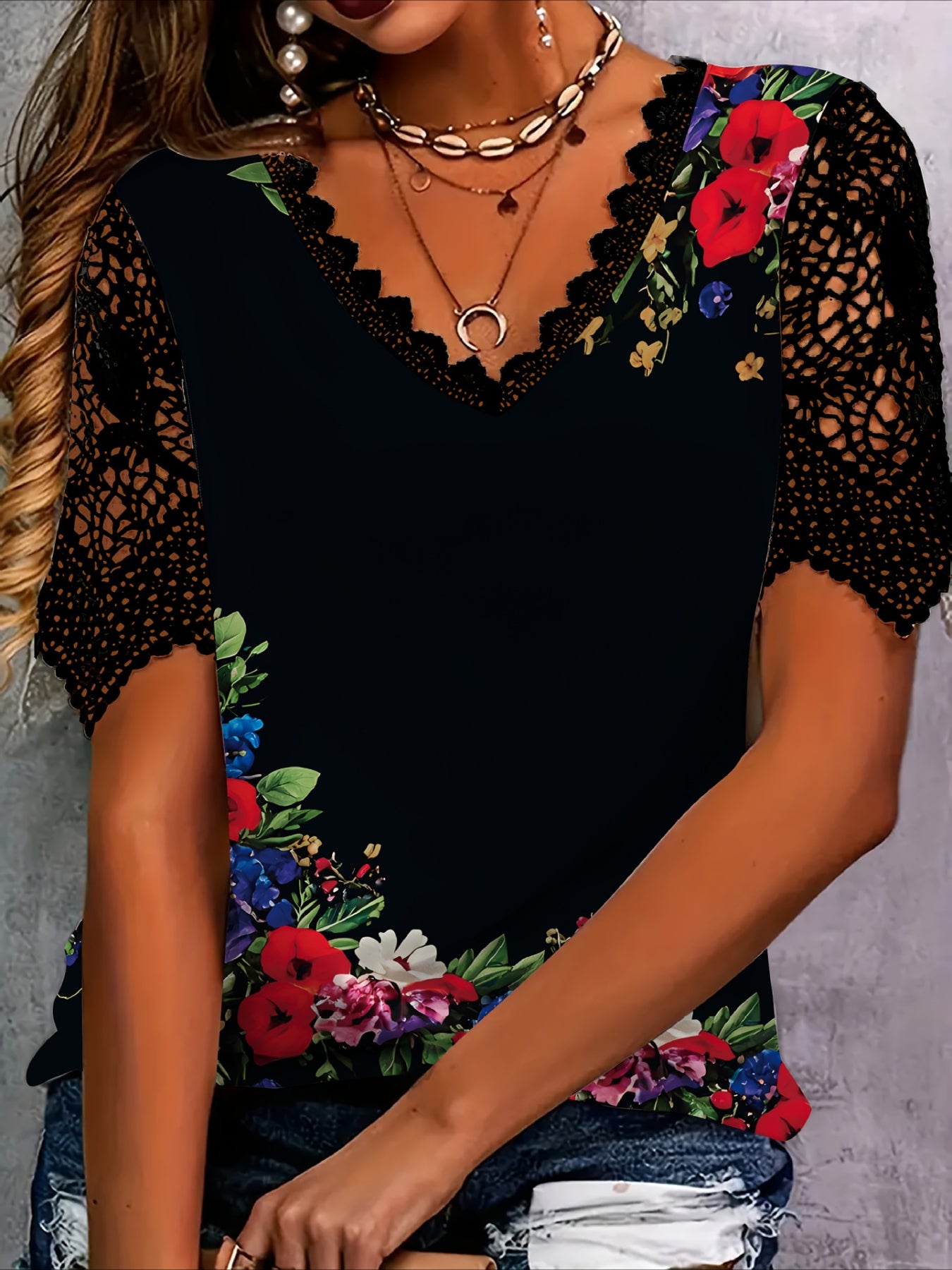 Fashionable Short Sleeve Elegant Lace Trim V-Neck T-Shirt