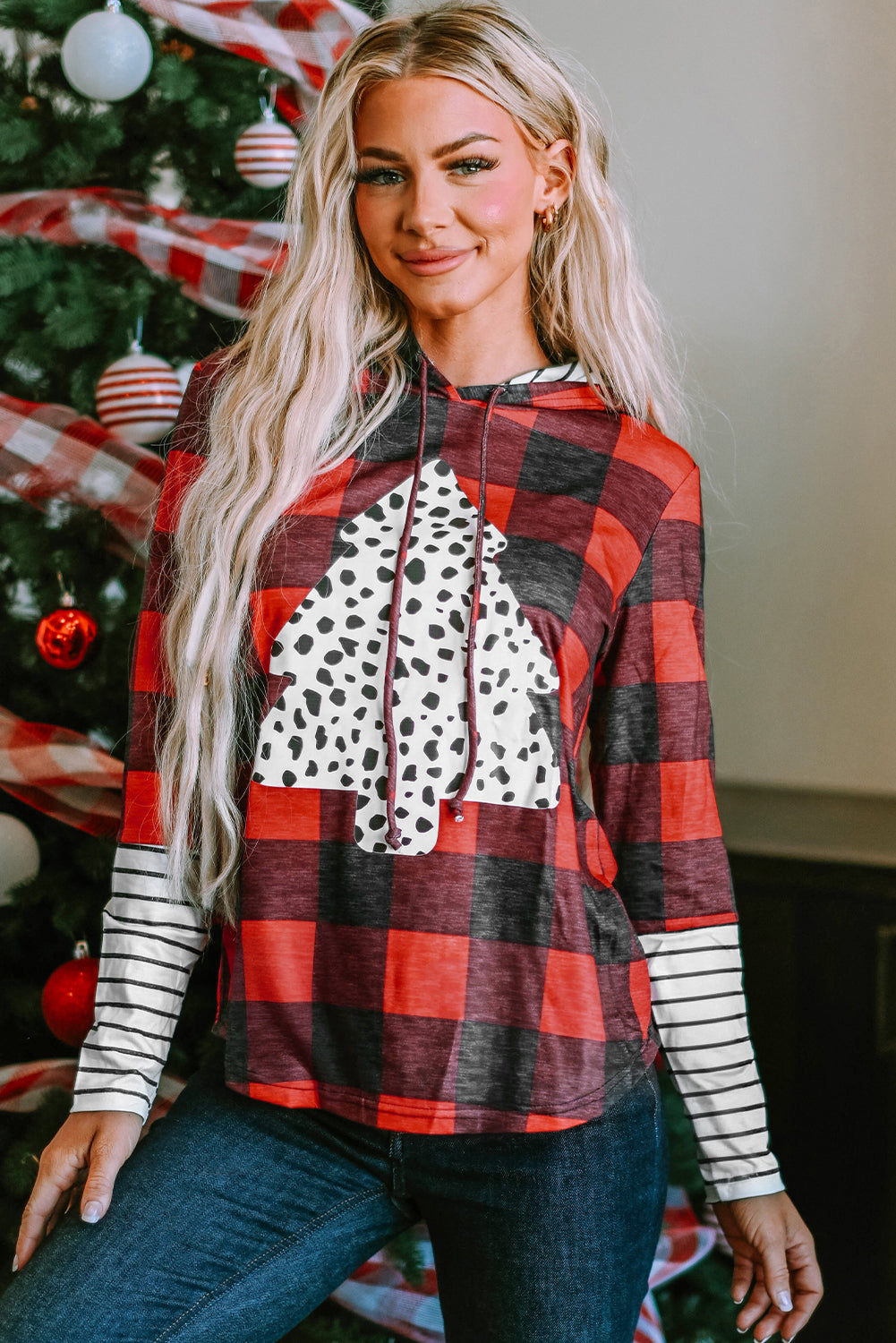 Fiery Red Plaid Patch Sleeve Leopard Christmas Tree Graphic Hoodie