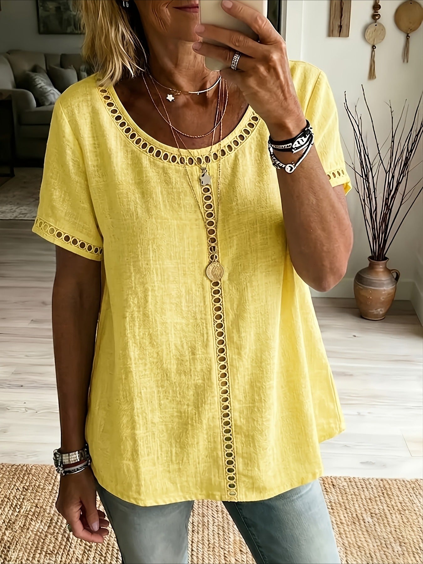 Solid Color Hollow Out Lace Fashion Short-Sleeve Top