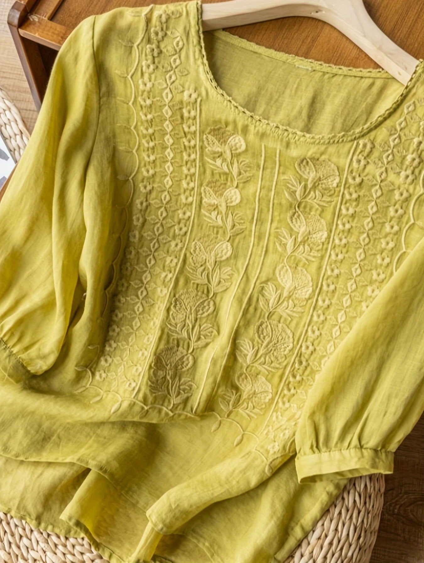 Cotton and Linen Embroidered T-Shirt in Various Colors And Sizes