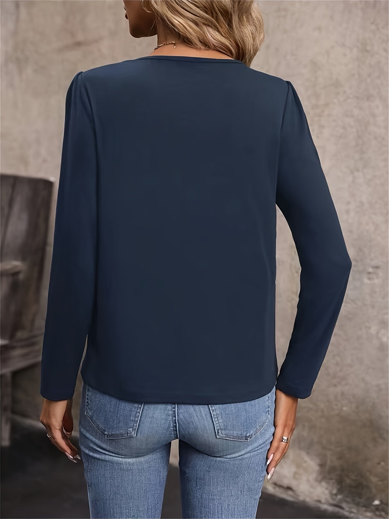 Essential Long Sleeve Crew Neck T-Shirt - Soft, Breathable, and Comfortable