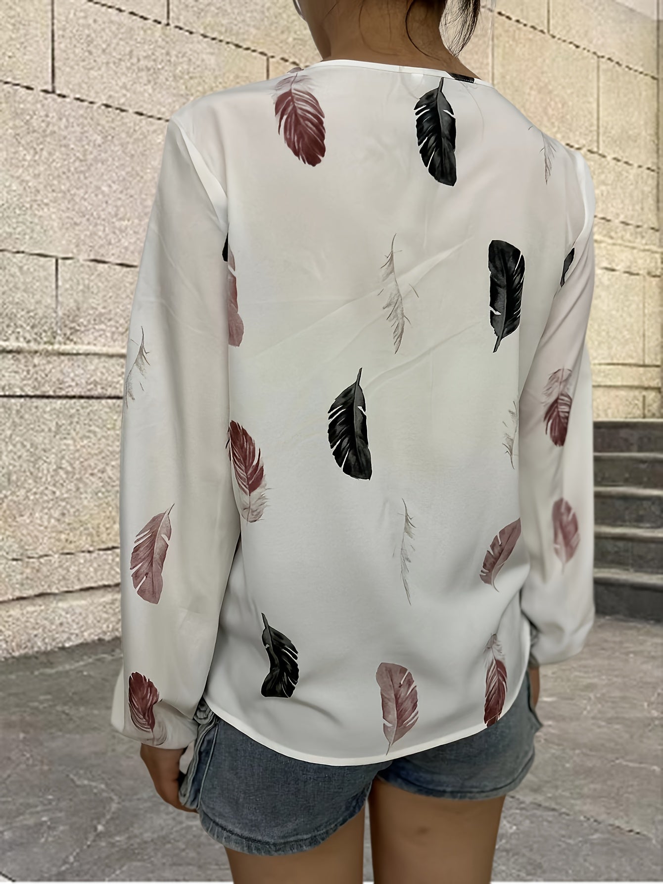 Feather Printed V-neck Loose Shirts, Casual Long Sleeve Fashion Shirts