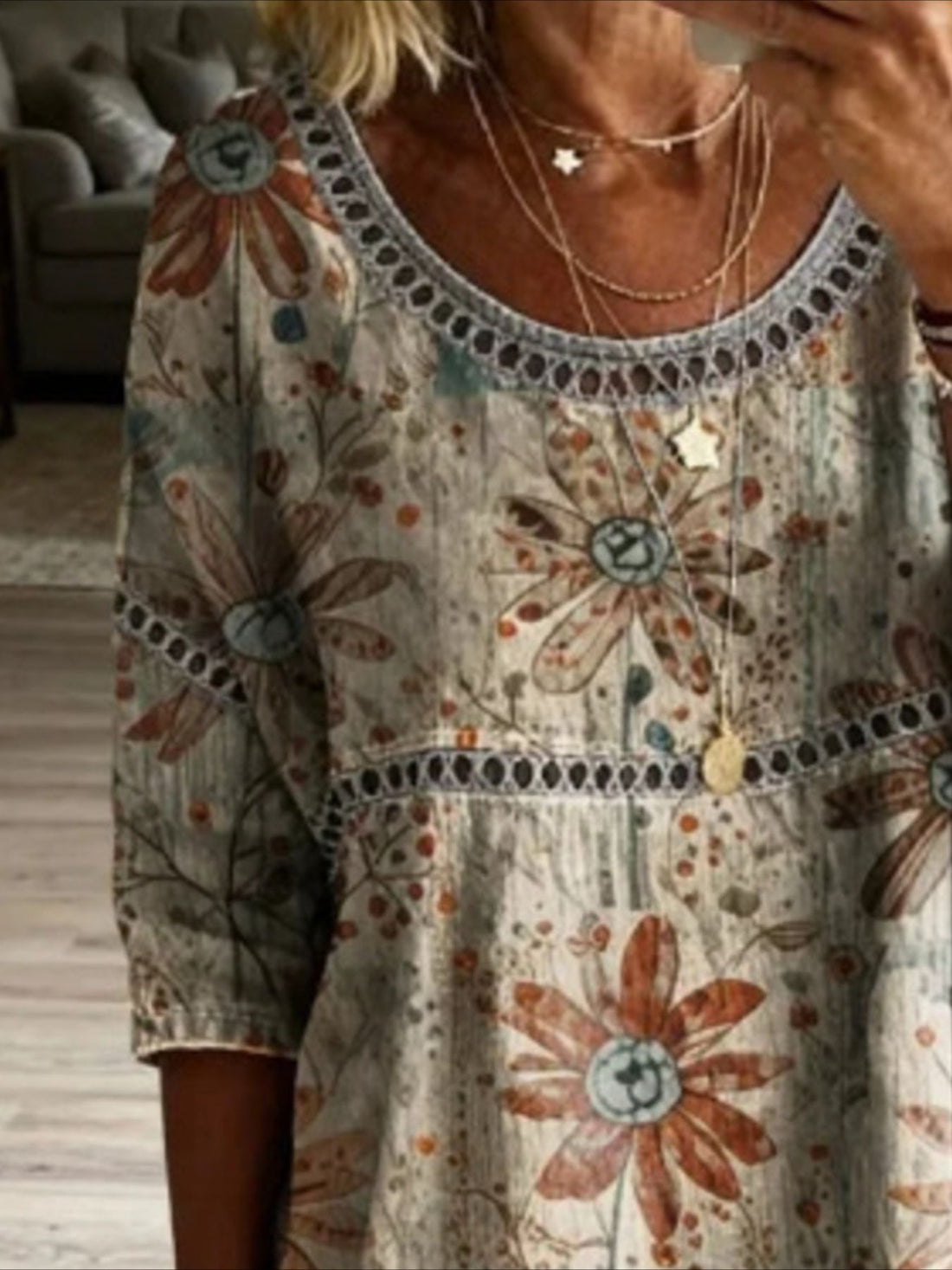 Printed Mid Sleeve Pleated Round Neck Top