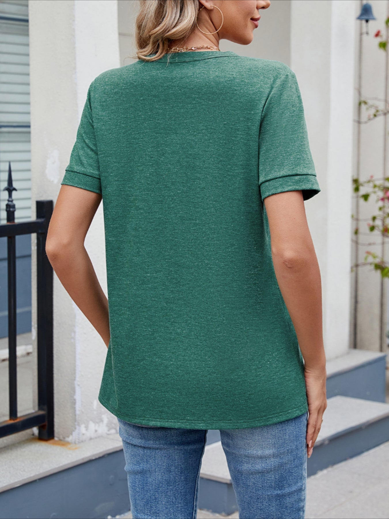 Cut Out Short Sleeve Round Neck T Shirt
