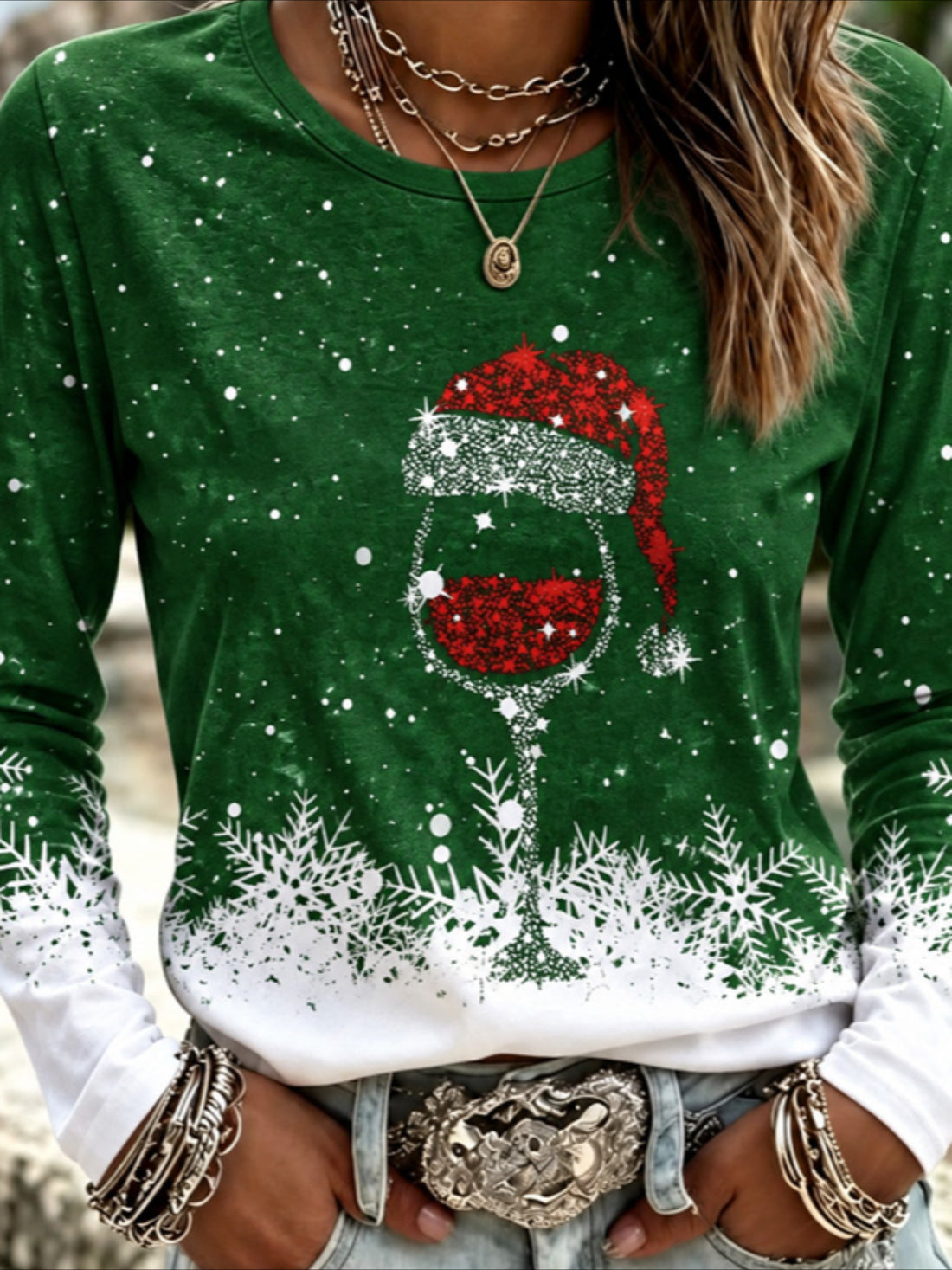 Vintage Christmas Wine Glass Snowflake Crew Neck Long Sleeve T-shirt