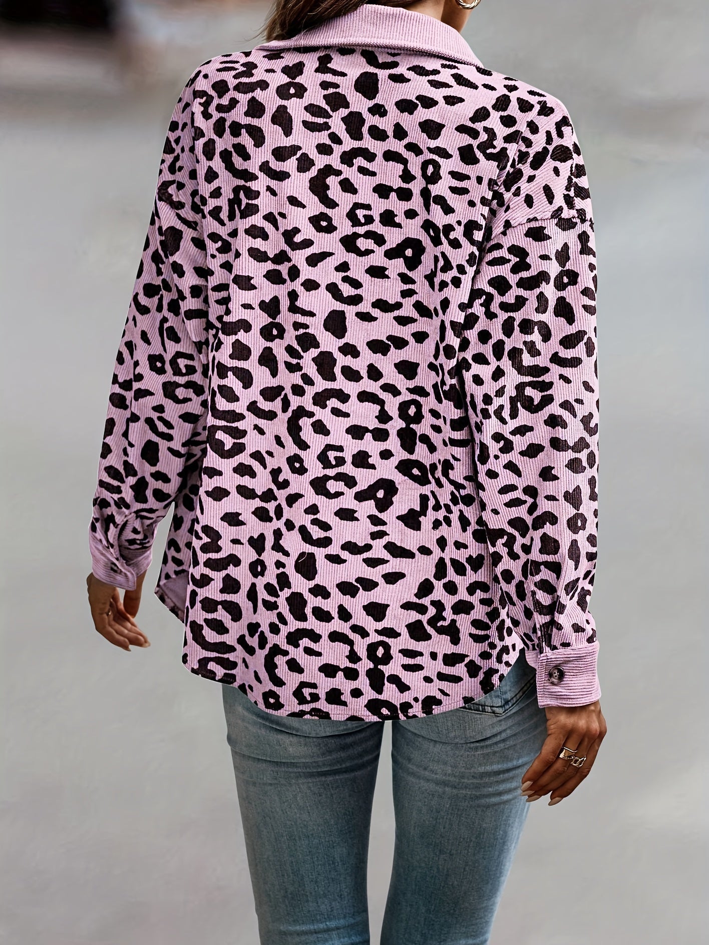 Women's Leopard Print Shacket Jacket - Stylish and Comfortable Outerwear