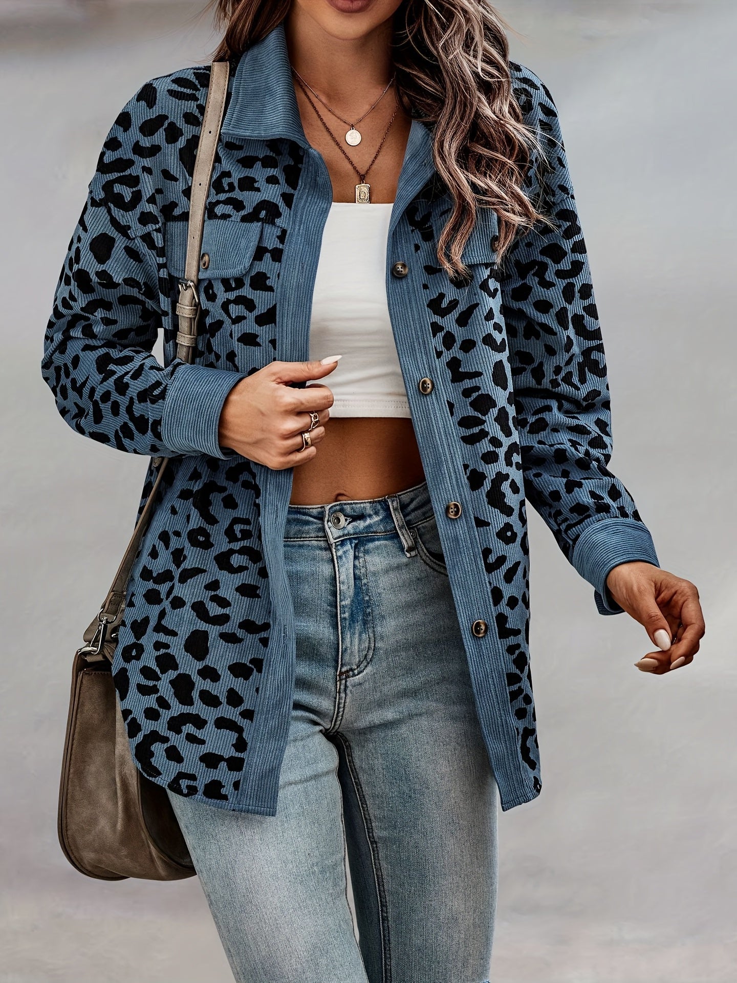 Women's Leopard Print Shacket Jacket - Stylish and Comfortable Outerwear