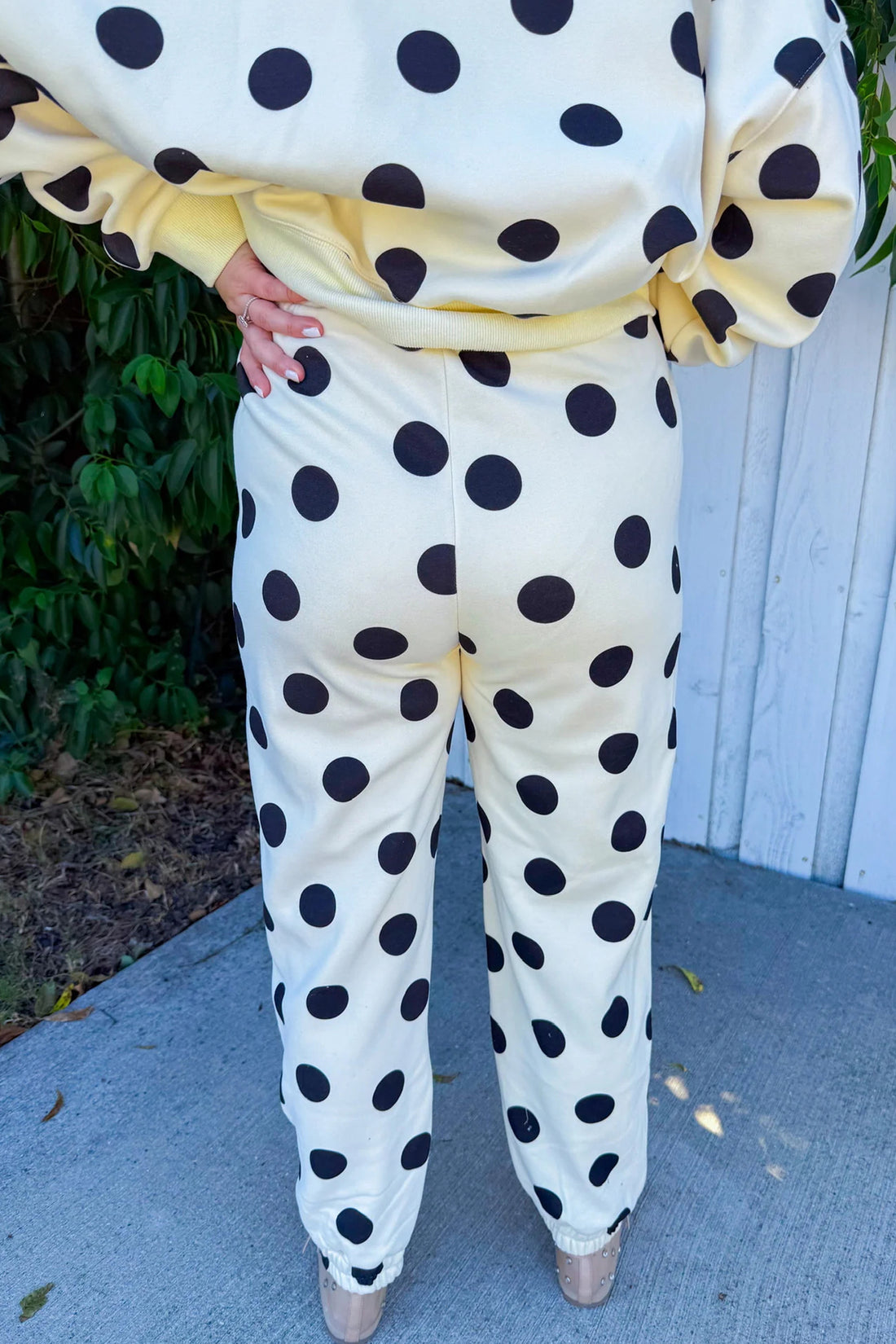 Beige Polka Dot Print Drop Shoulder Pullover Drawstring Jogger Pant Set