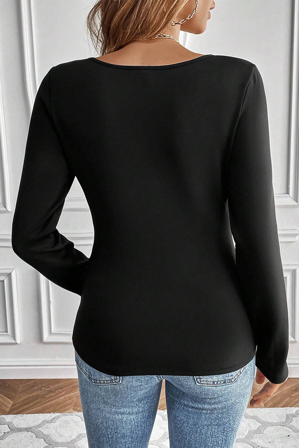 Black Solid Scoop Neck Slim Fit Thermal Top