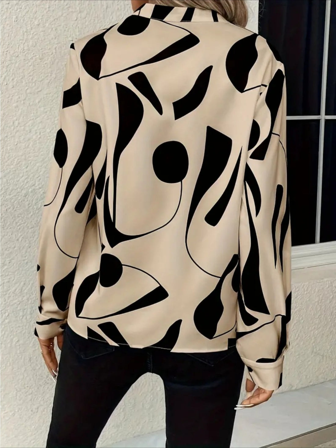 Long Sleeve Geometric Print Blouse - Elegant Notched Neck, Relaxed Fit