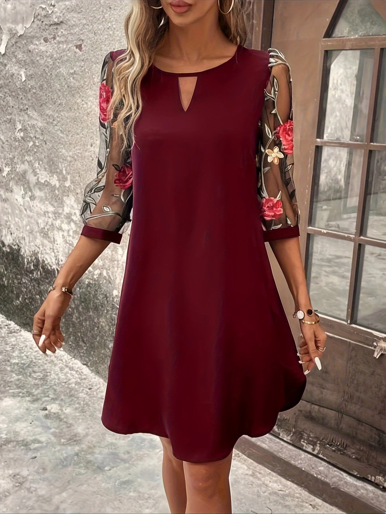 Three-quarter Illusion Sleeve Floral Dress, Casual Keyhole Crew Neck Loose Dress