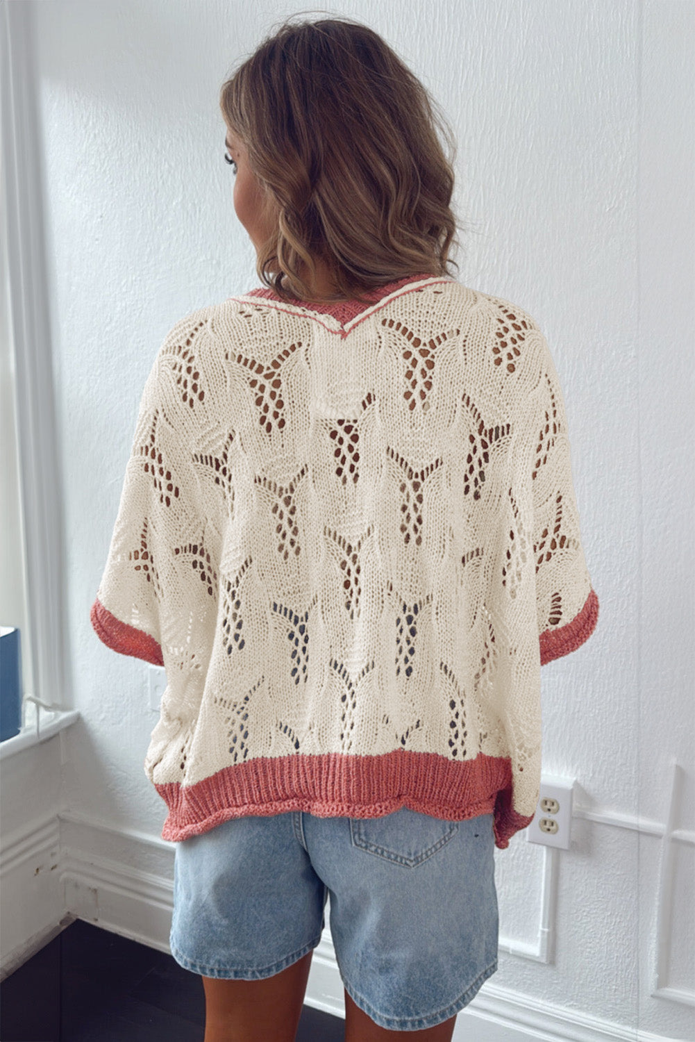 Delicacy Embroidered Flowers Colorblock Edge Hollowed Sweater