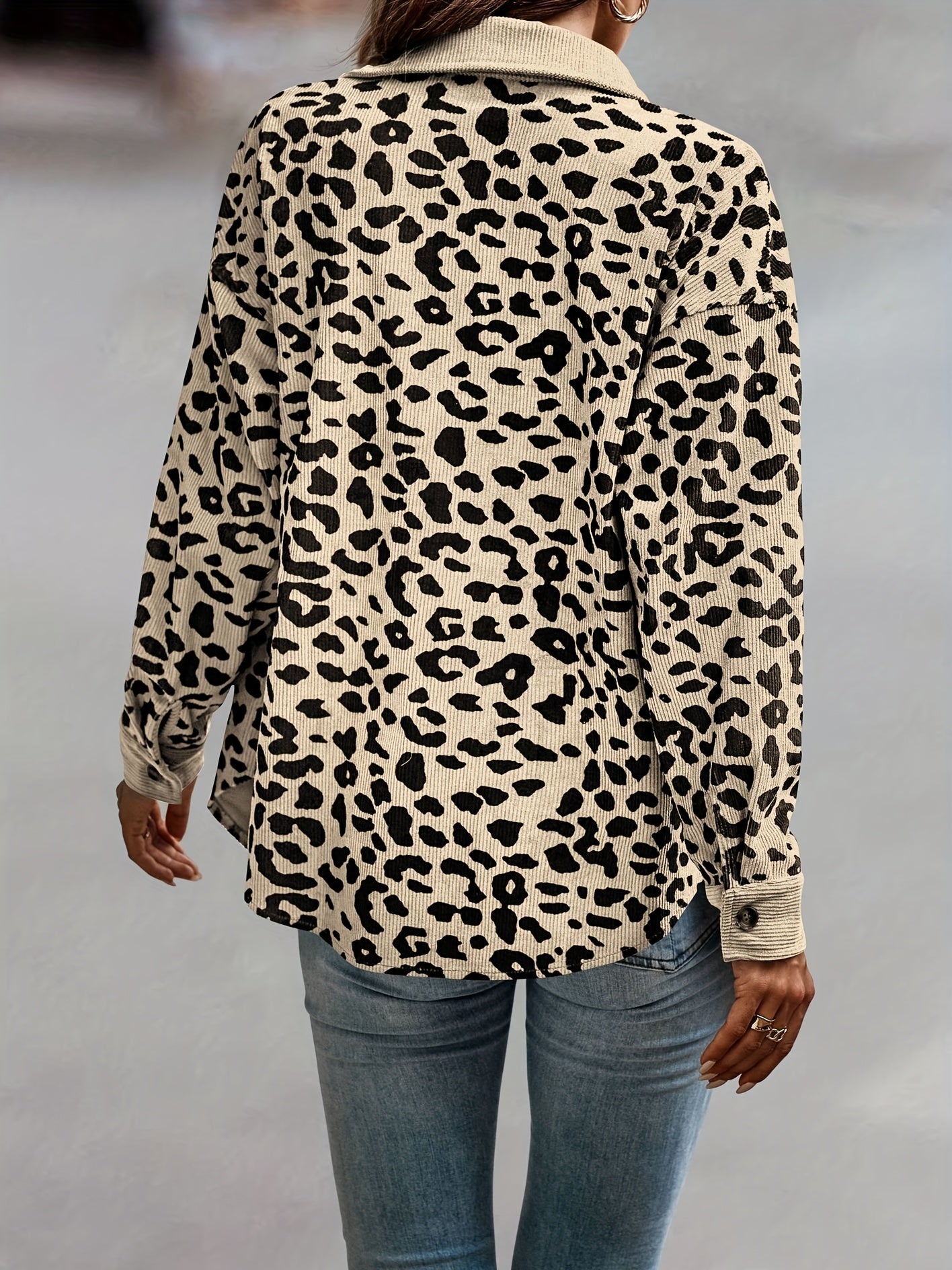 Women's Leopard Print Shacket Jacket - Stylish and Comfortable Outerwear