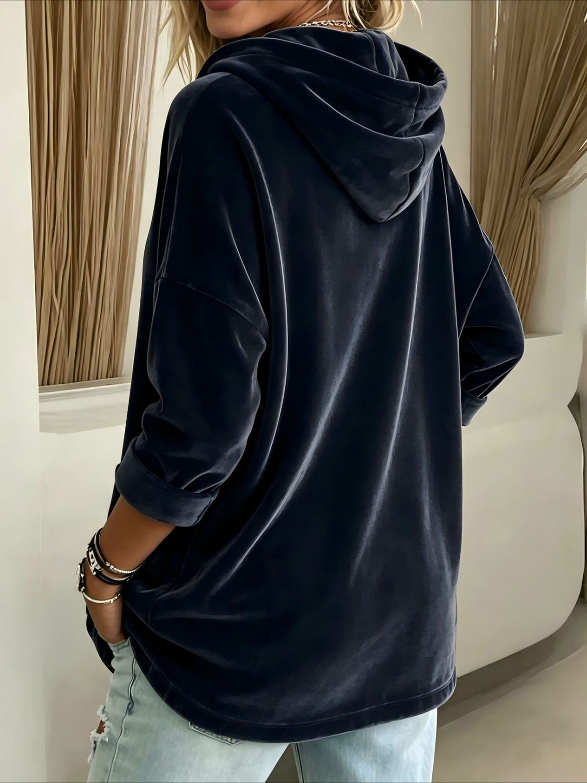 Relaxed Fit Long Sleeve Velvet Hoodie with Pockets