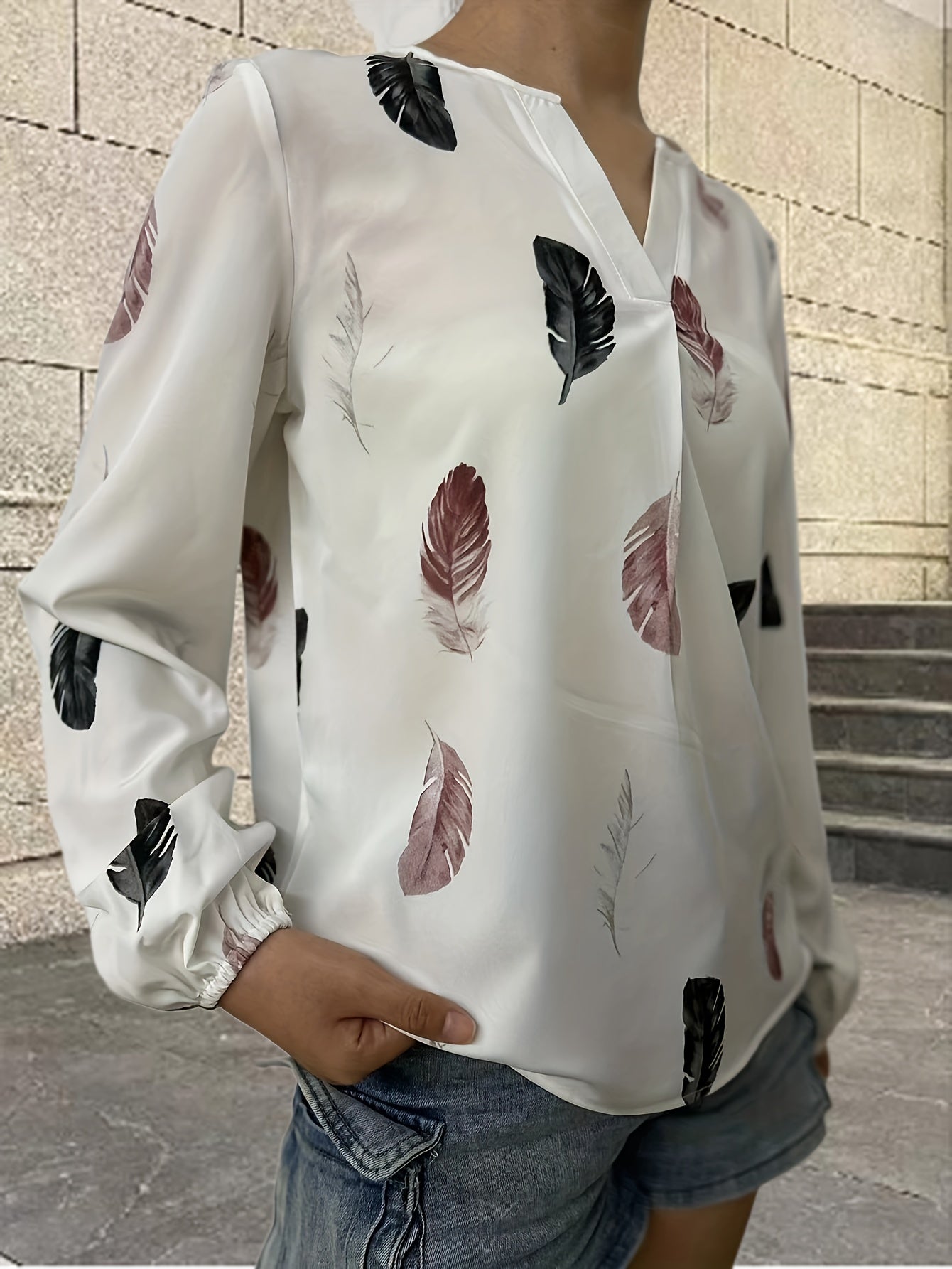 Feather Printed V-neck Loose Shirts, Casual Long Sleeve Fashion Shirts