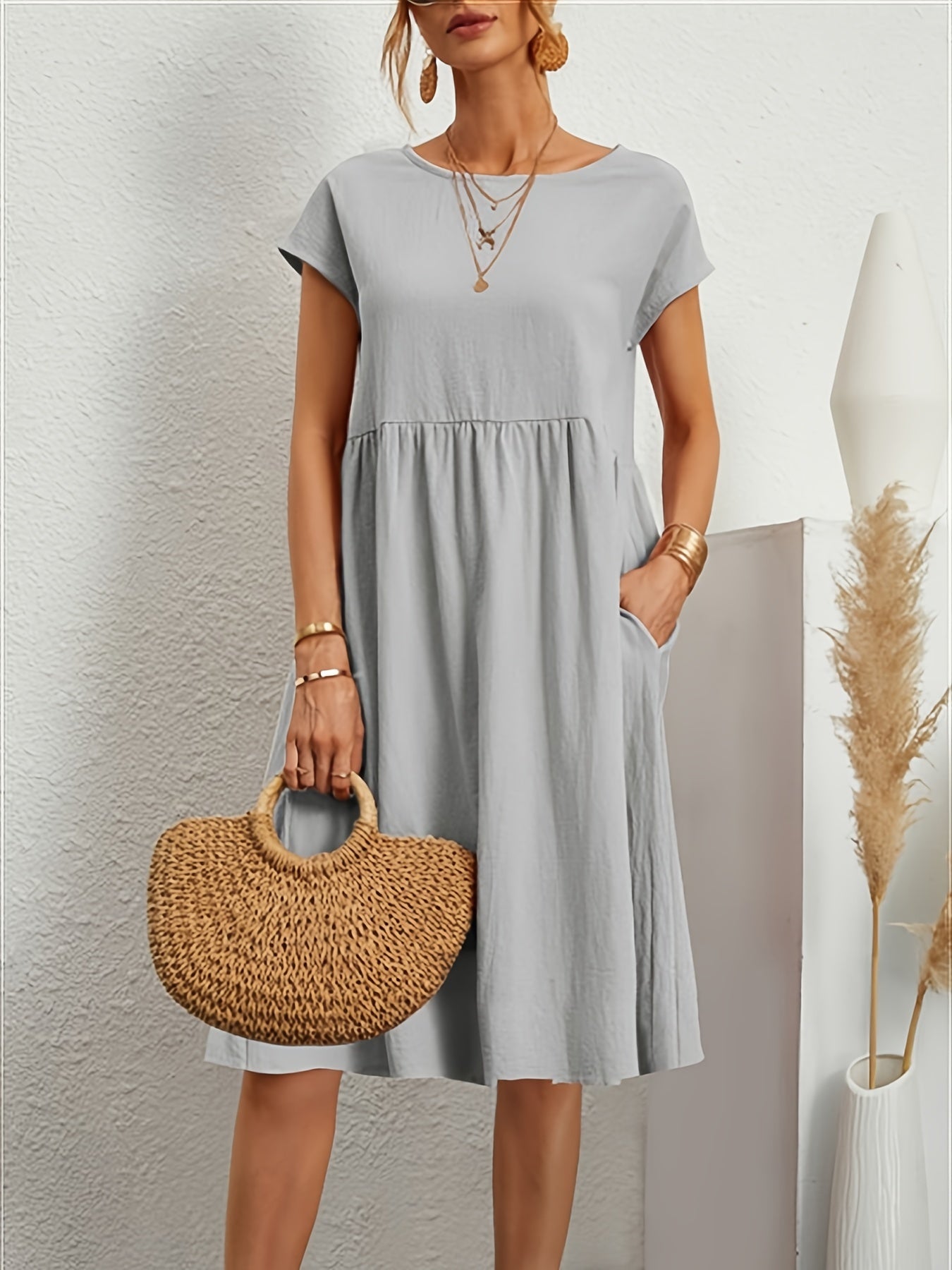 Solid Crew Neck Dress With Pocket, Casual Short Sleeve Midi Dress