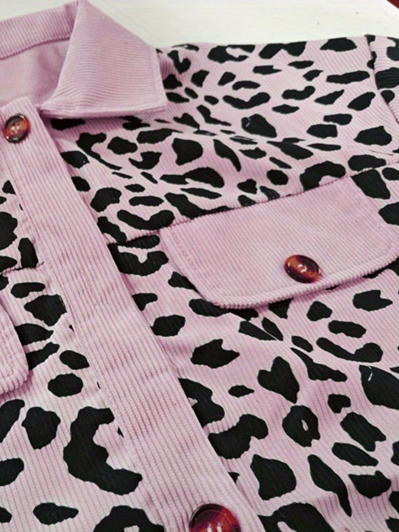 Women's Leopard Print Shacket Jacket - Stylish and Comfortable Outerwear