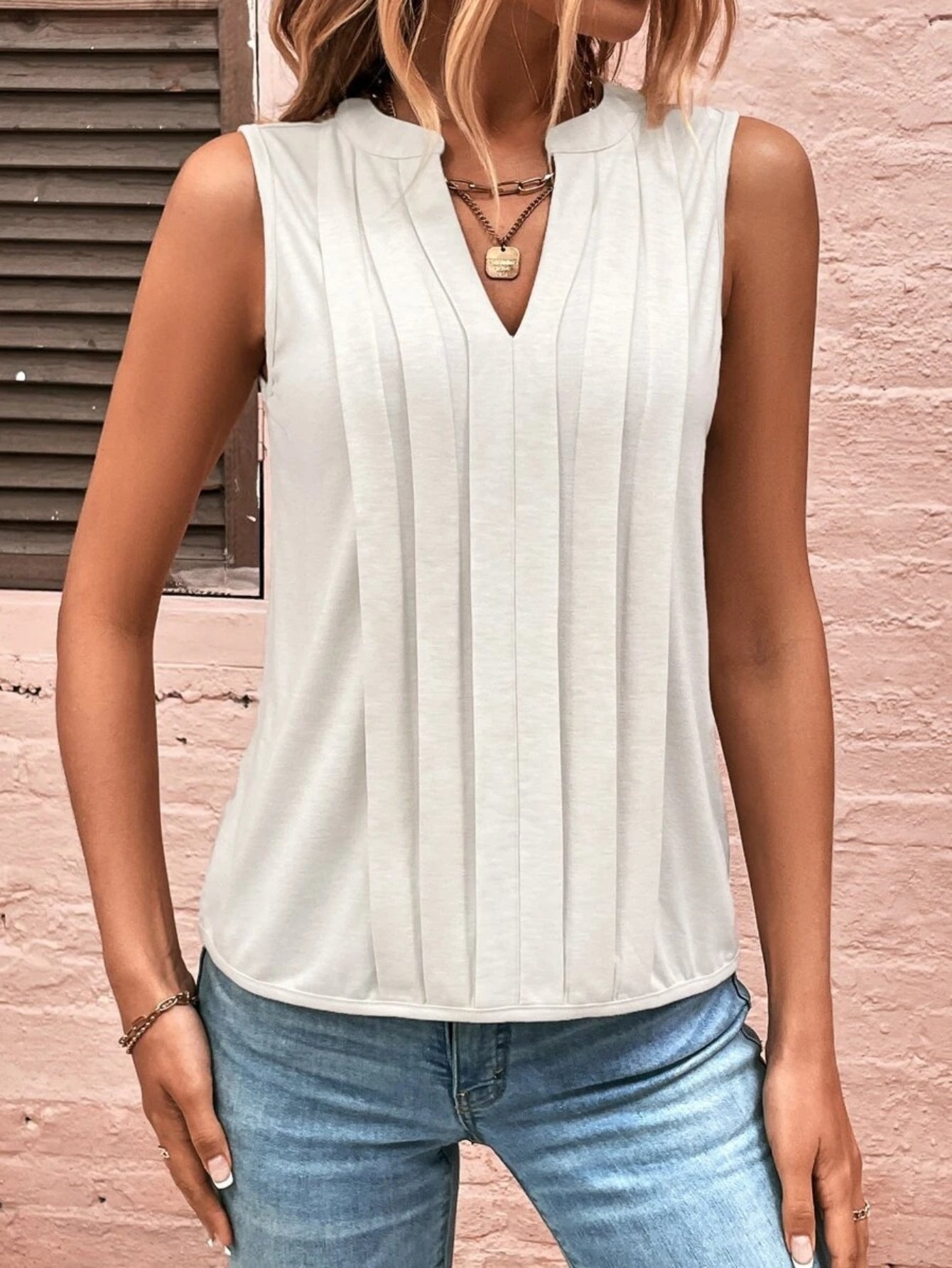 Gaharu Sleeveless Chiffon Tank Tops for Women Dressy V Neck Blouses Work Pleated Shirt