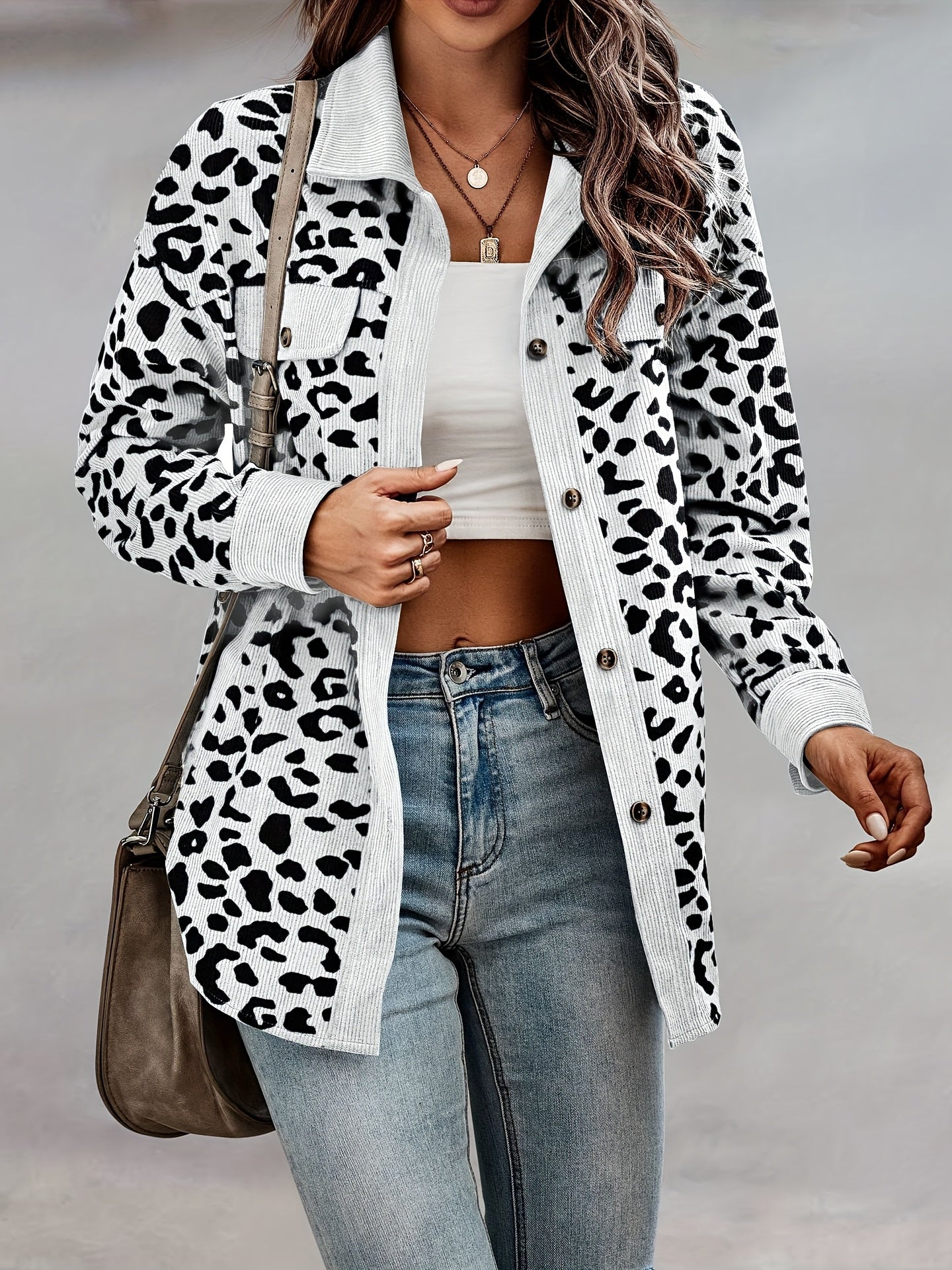 Women's Leopard Print Shacket Jacket - Stylish and Comfortable Outerwear