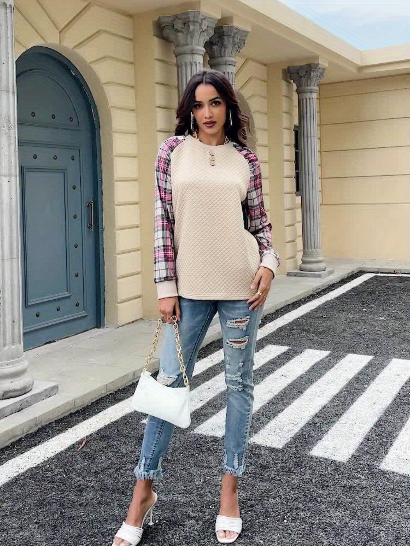 Cozy Argyle Plaid Print Pullover Long Raglan Sleeve Crew Neck and Casual Style Sweatshirt