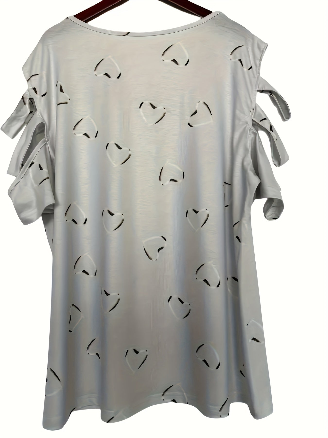Short Sleeve Heart Print V-Neck T-Shirt with Cold Shoulder Design
