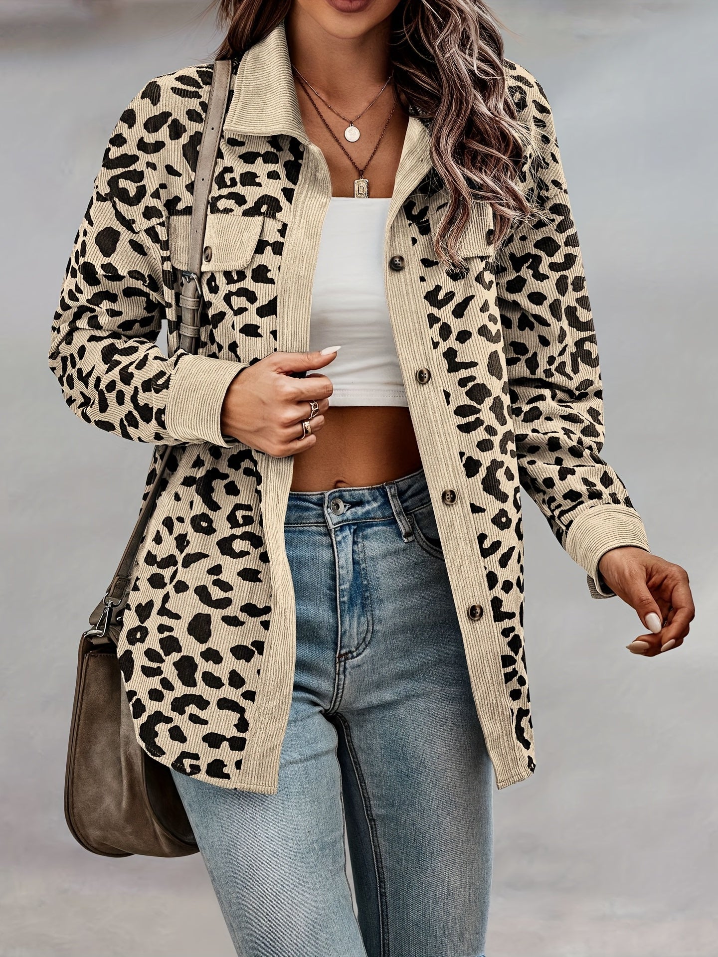 Women's Leopard Print Shacket Jacket - Stylish and Comfortable Outerwear