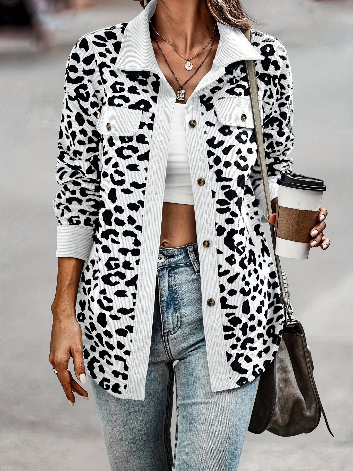 Women's Leopard Print Shacket Jacket - Stylish and Comfortable Outerwear