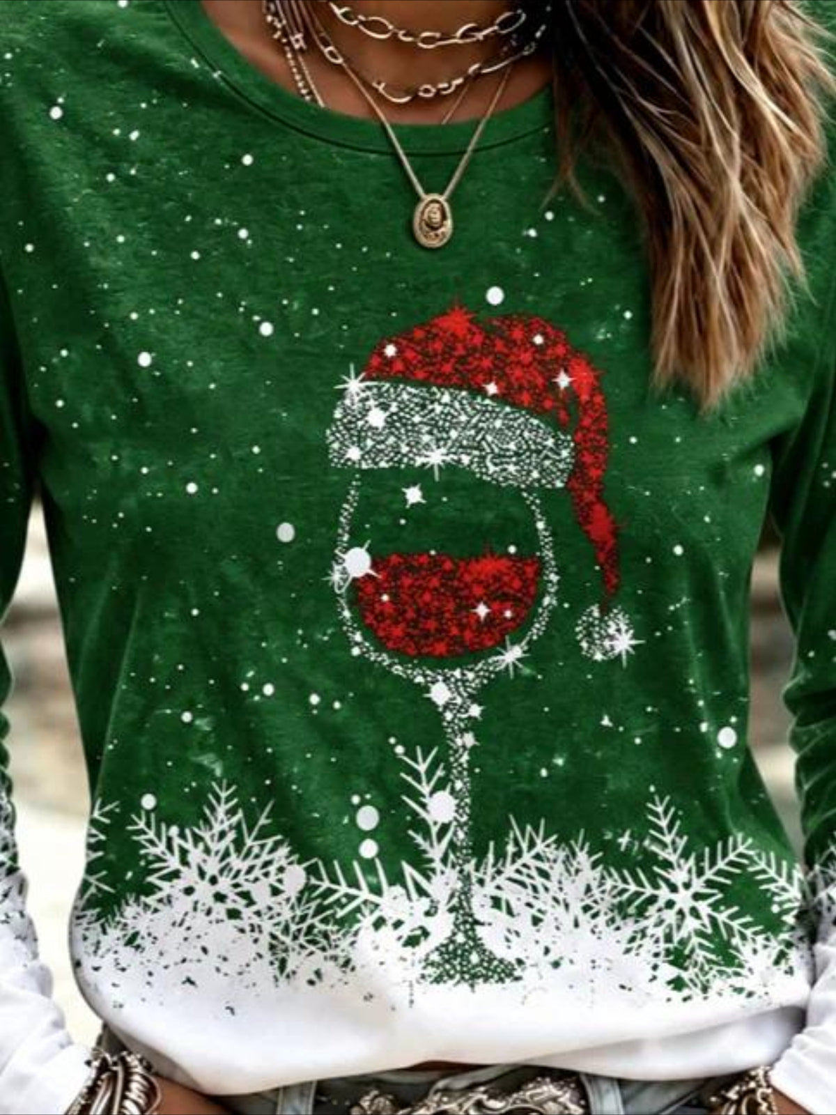 Vintage Christmas Wine Glass Snowflake Crew Neck Long Sleeve T-shirt