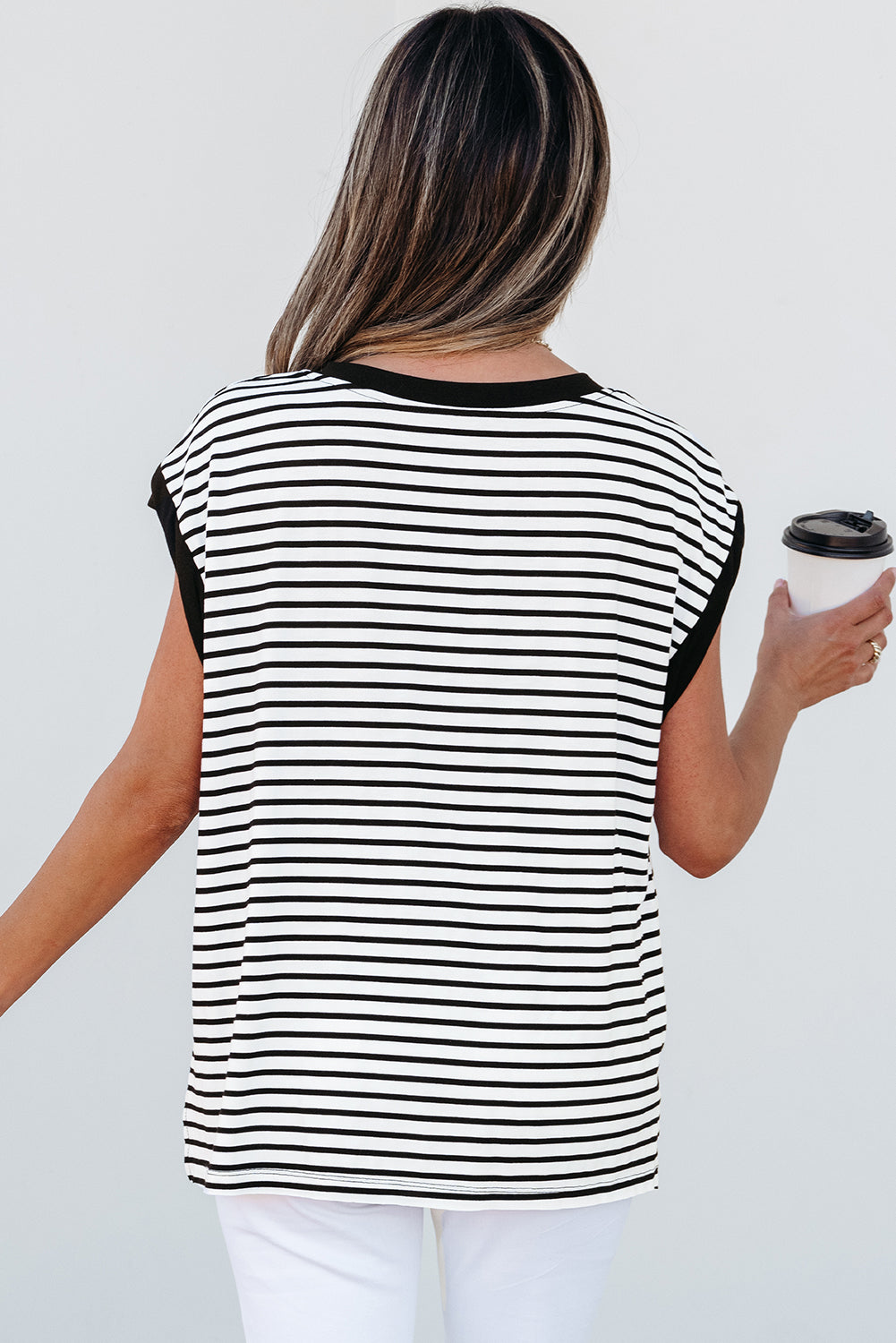 Black Stripe Chest Pocket Patch Round Neck Tank Top