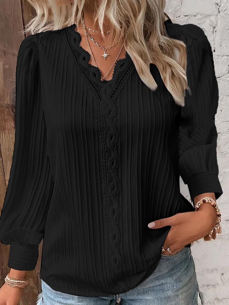 Floral Lace Blouse with V-Neck and Lantern Sleeves