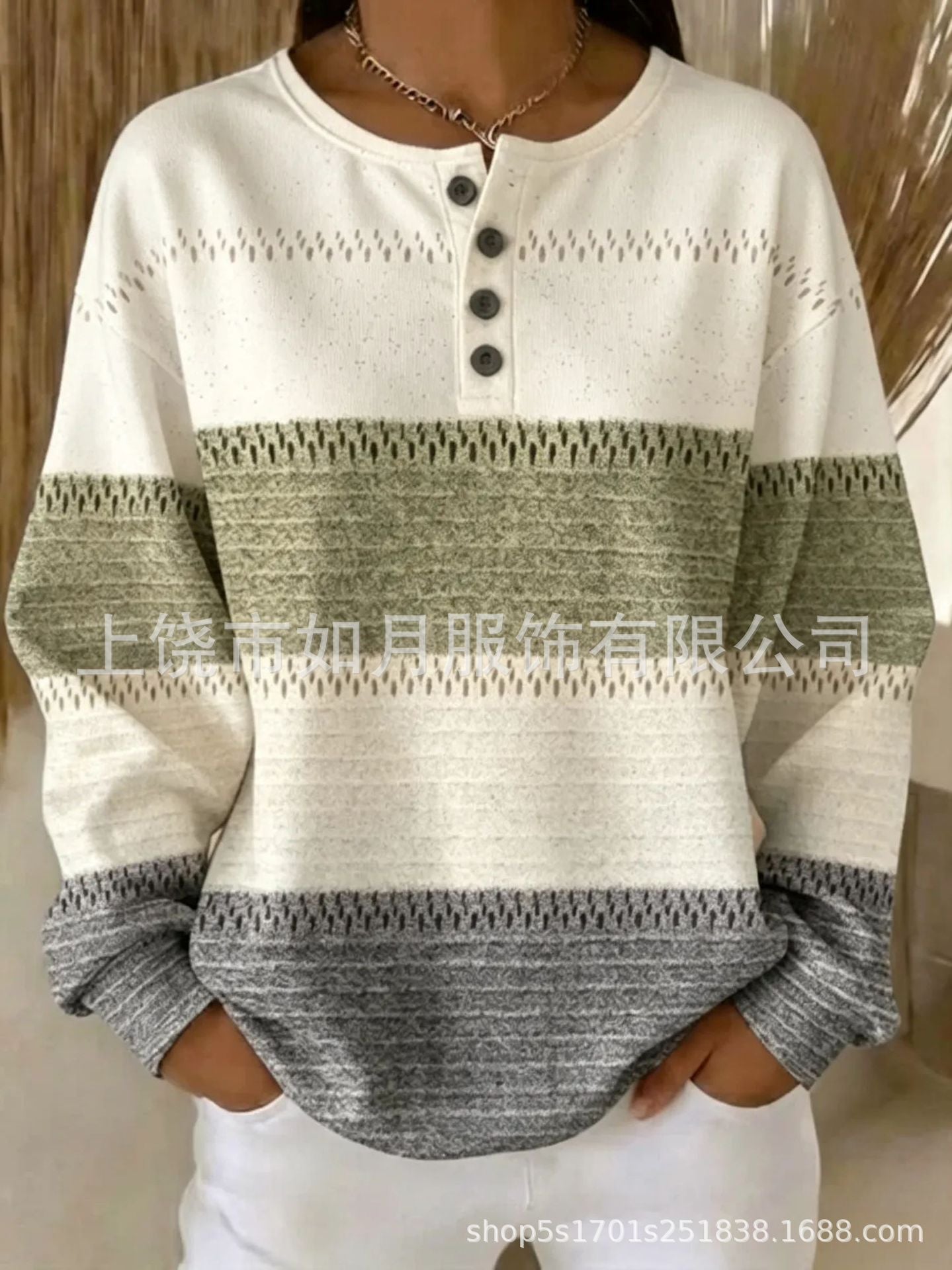 Pullover Loose 4 Button Minimalist Geometric Top