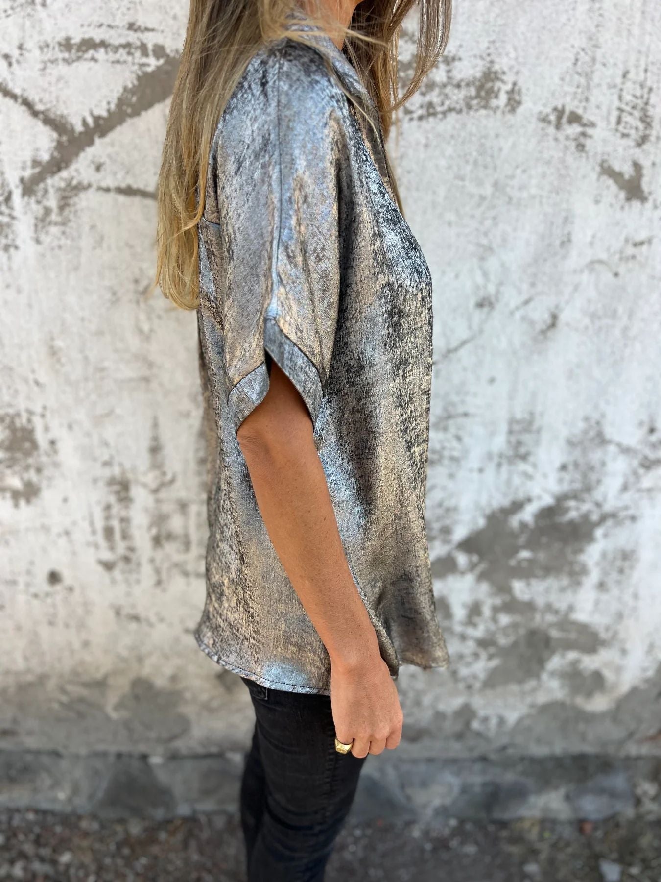 Loose Foiled Short Sleeve Lapel Shirt