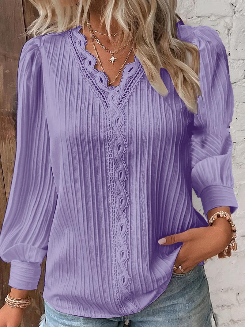 Floral Lace Blouse with V-Neck and Lantern Sleeves