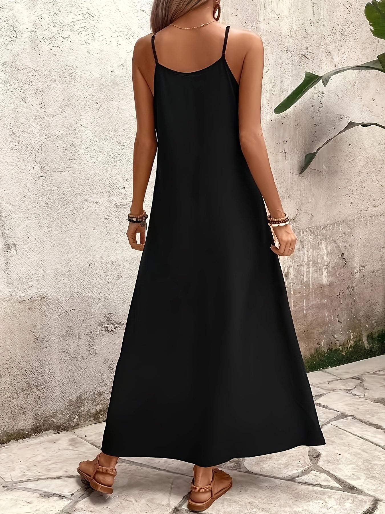Elegant Geometric Print V-Neck Slingback Maxi Dress