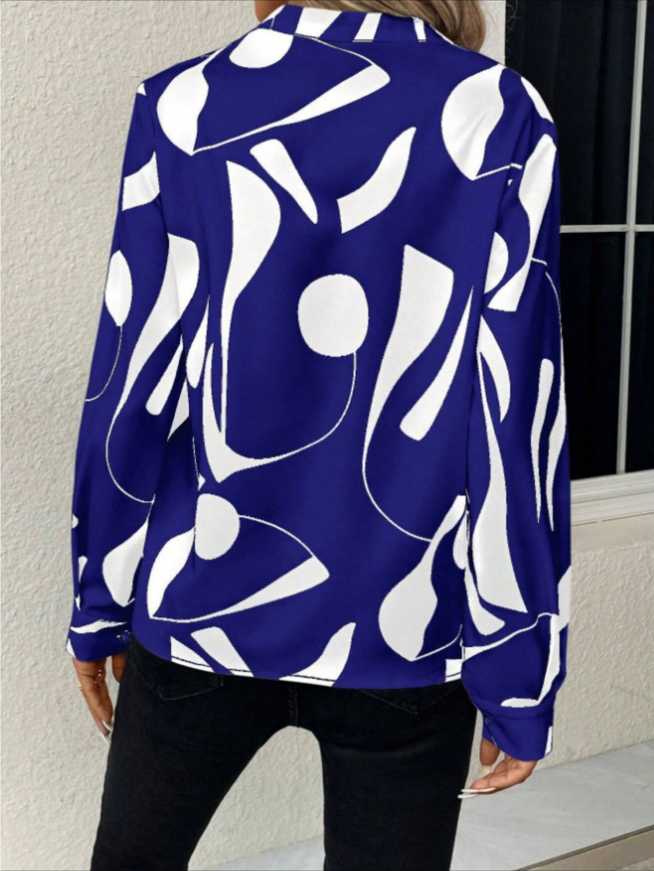 Long Sleeve Geometric Print Blouse - Elegant Notched Neck, Relaxed Fit