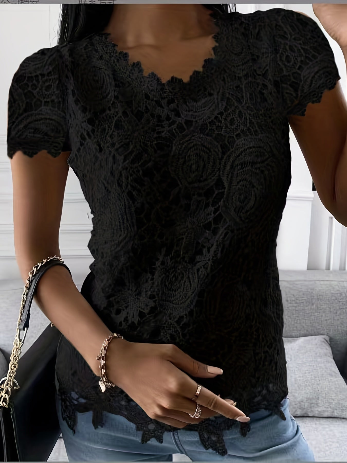 Women's Elegant Lace Crew Neck Short Sleeve T-Shirt - Stylish and Comfortable Top for Any Occasion