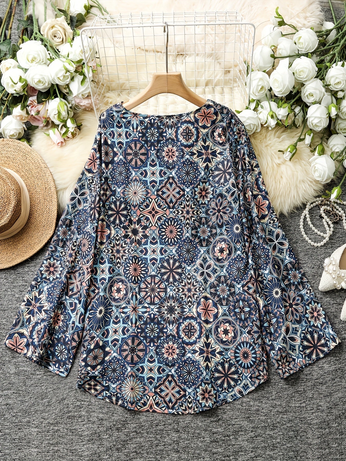 Women's Tile Print Long Sleeve Notched Neck Loose Fit T-shirt