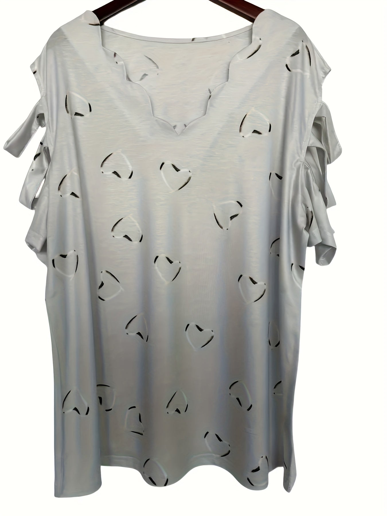 Short Sleeve Heart Print V-Neck T-Shirt with Cold Shoulder Design