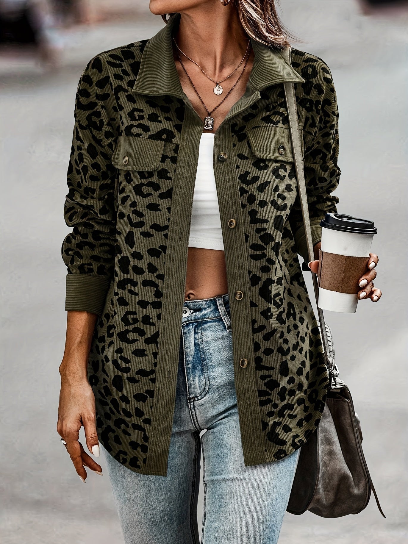 Women's Leopard Print Shacket Jacket - Stylish and Comfortable Outerwear
