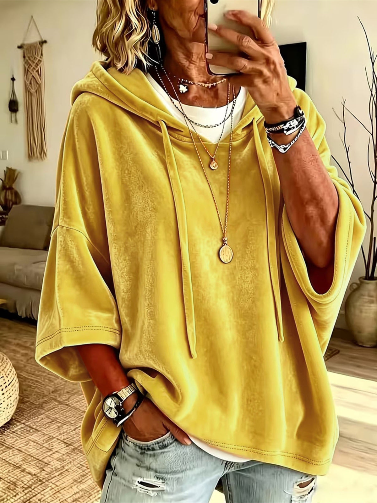 Loose Fit Velvet Hoodie with Three-Quarter Batwing Sleeves