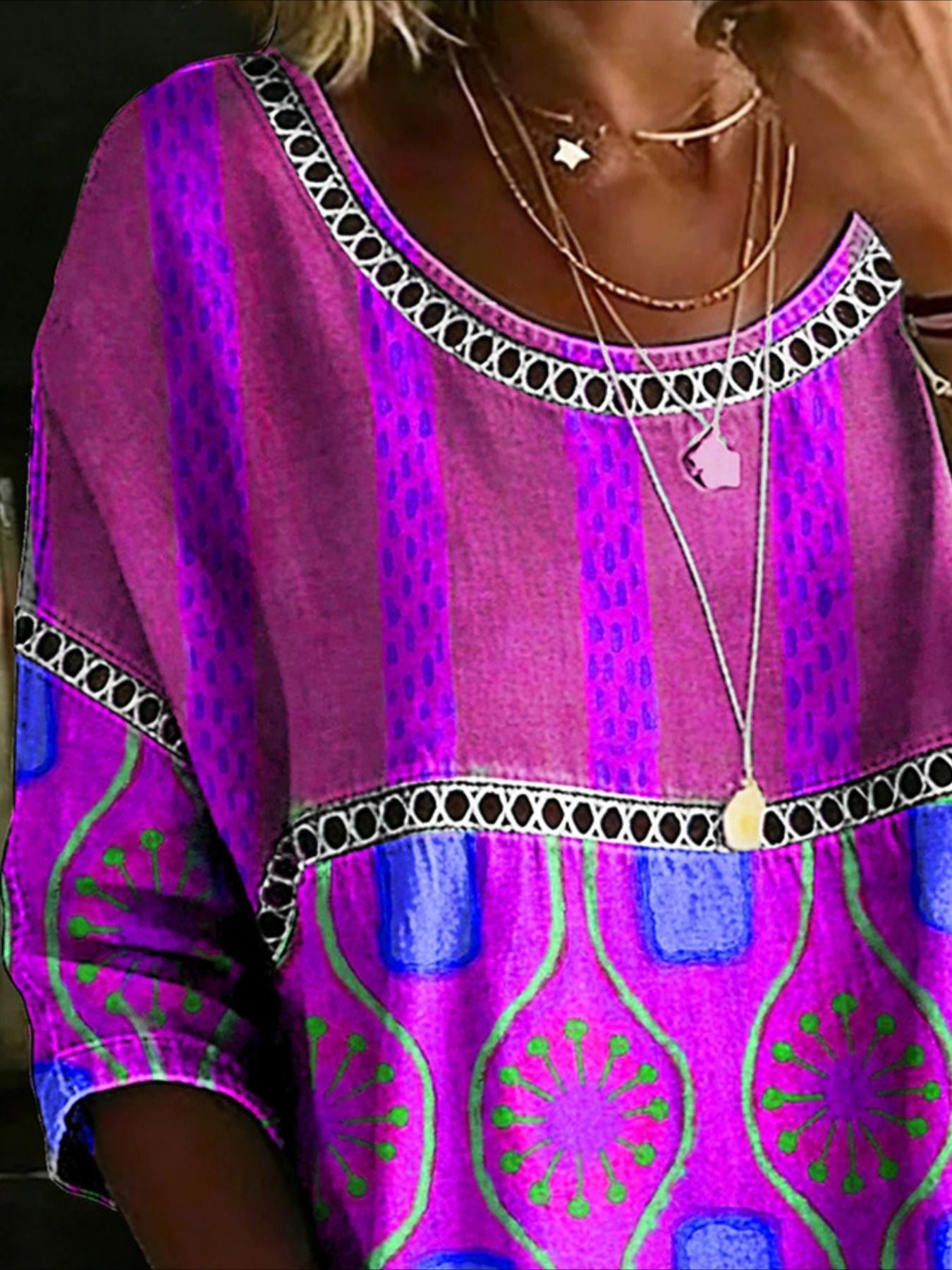 Printed Mid Sleeve Pleated Round Neck Top