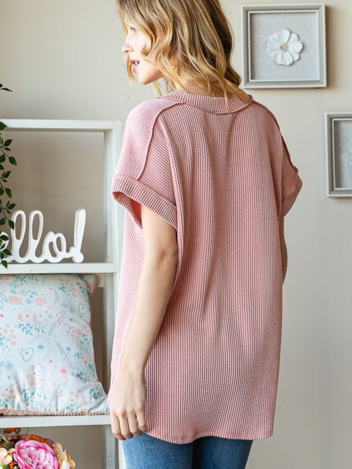 Striped jacquard knit loose-fitting V-neck short sleeve T-shirt