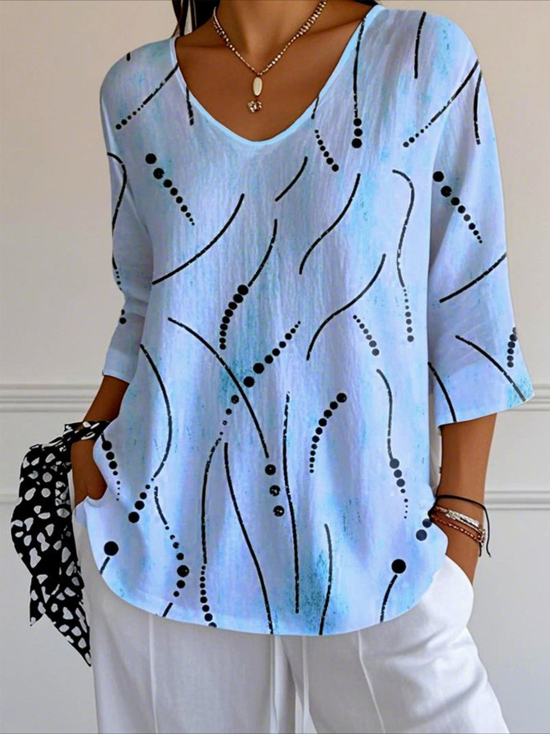 V Neck Printing Three Quarter Sleeve Tee T-shirt