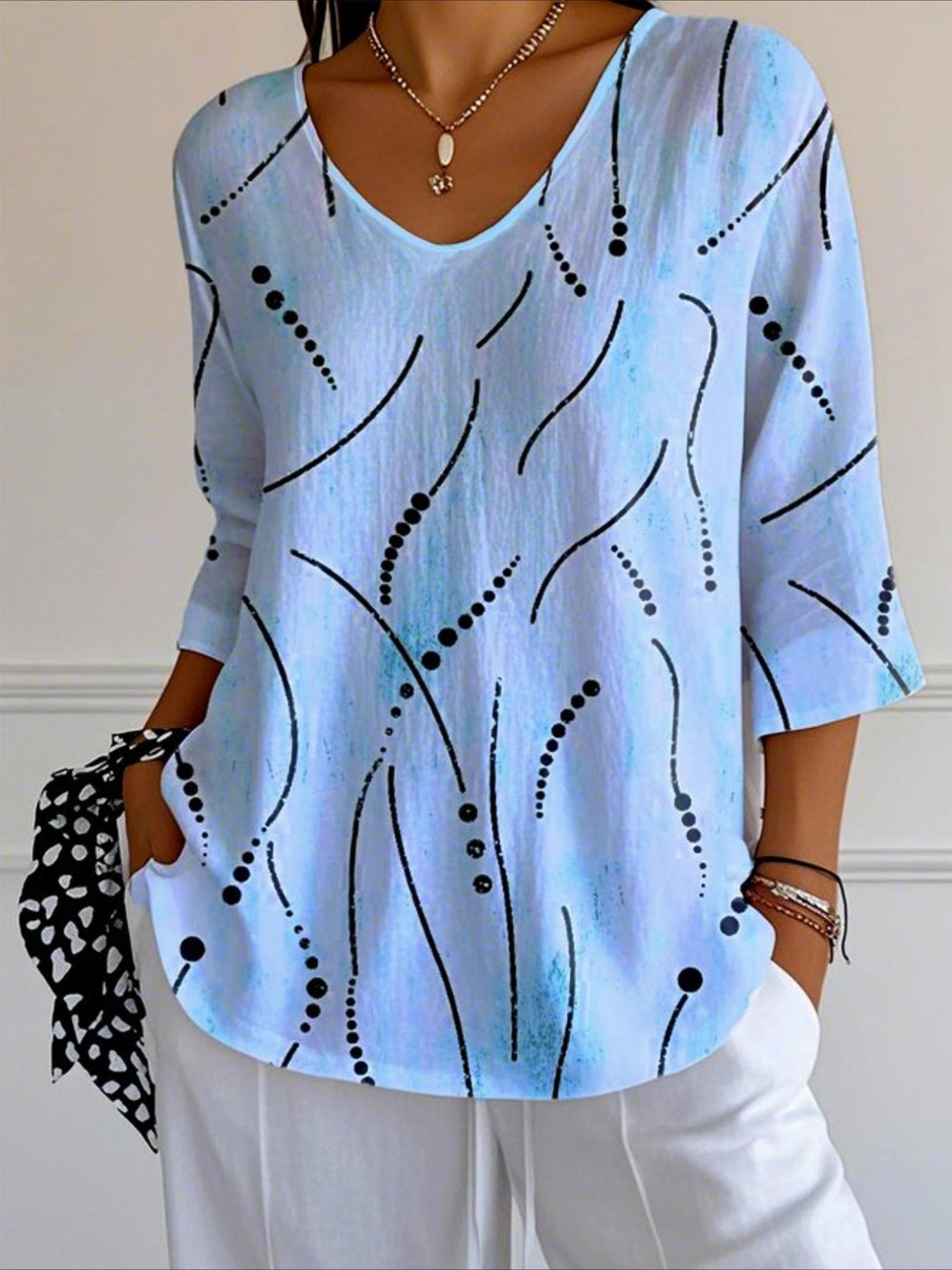 V Neck Printing Three Quarter Sleeve Tee T-shirt